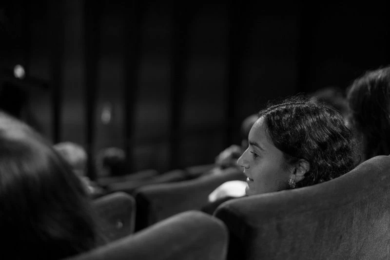 Théâtre | Regard de spectateur·ices : comment parler de ce qu'on a vu ?